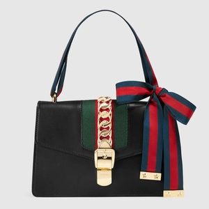 Gucci Sylvie black small shoulder bag with ribbon strap